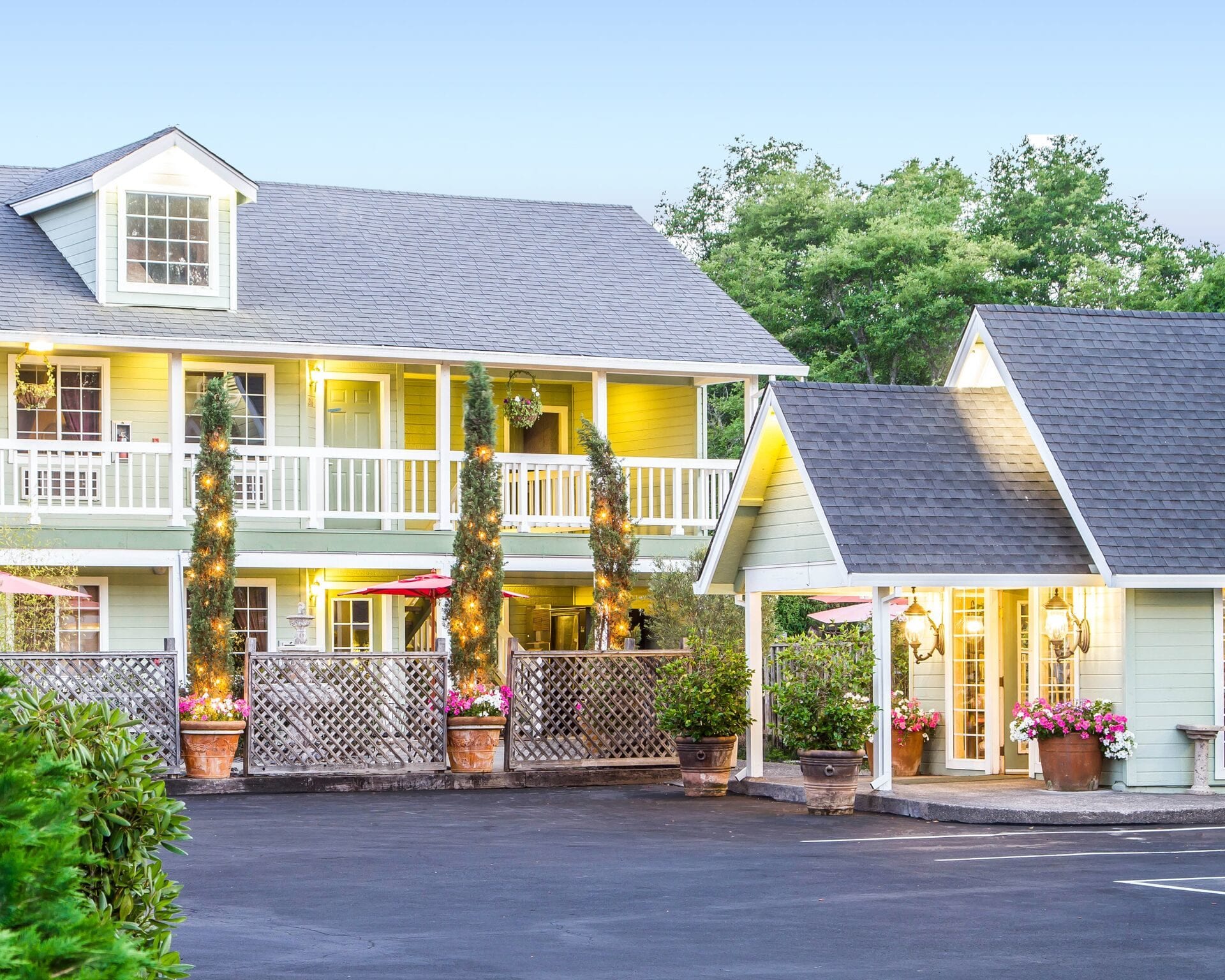 Baechtel Creek Inn